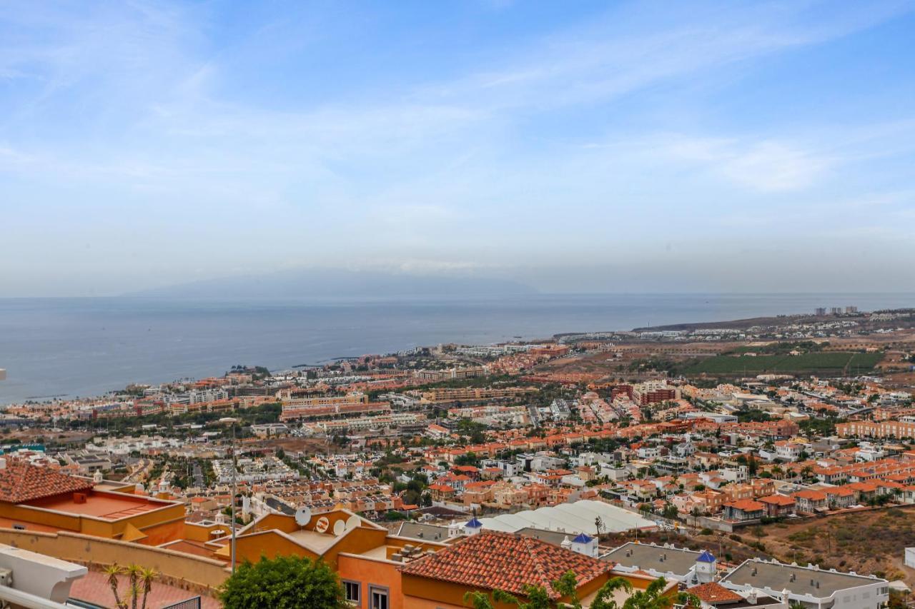 Incredible Sunset, Apartment, Superb Terrace, Bbq, Parking Costa Adeje (Tenerife)